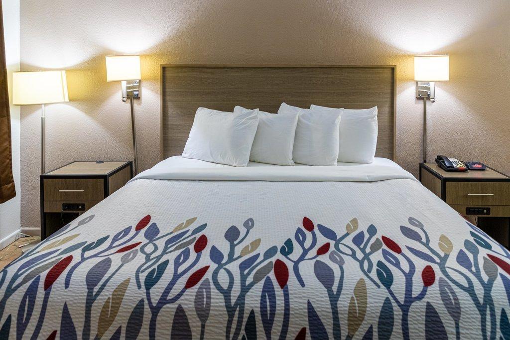 Red Roof Inn Savannah - Richmond Hill I-95 Екстер'єр фото