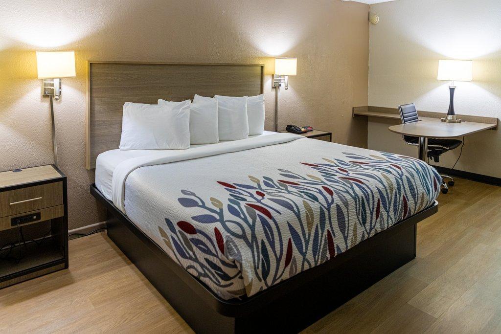 Red Roof Inn Savannah - Richmond Hill I-95 Екстер'єр фото