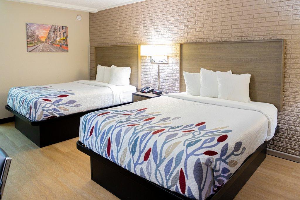 Red Roof Inn Savannah - Richmond Hill I-95 Екстер'єр фото