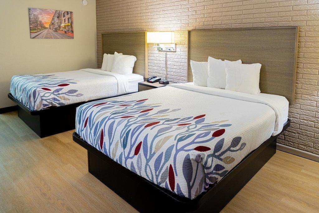 Red Roof Inn Savannah - Richmond Hill I-95 Екстер'єр фото