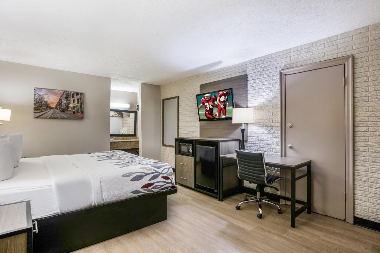 Red Roof Inn Savannah - Richmond Hill I-95 Екстер'єр фото