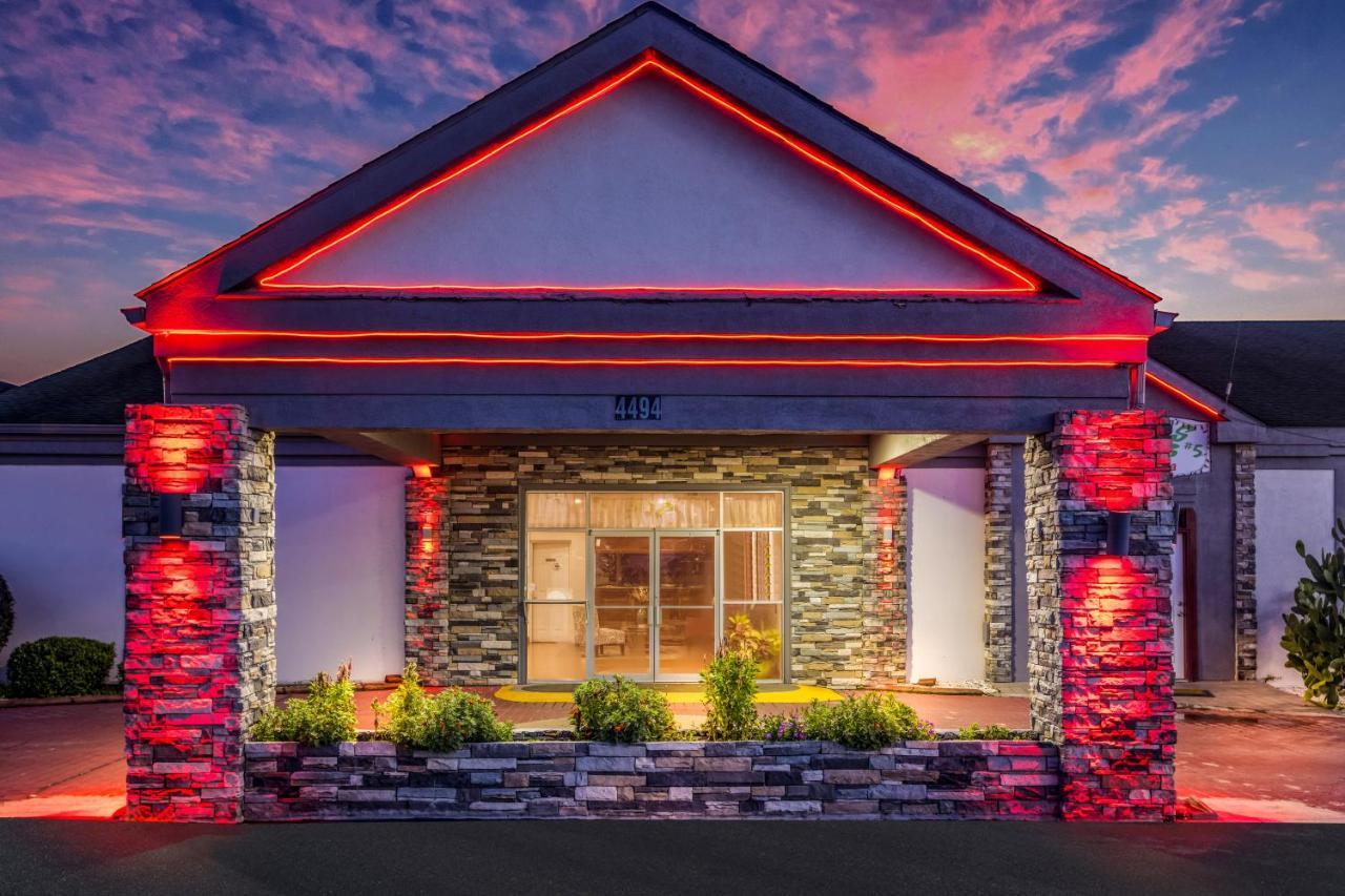 Red Roof Inn Savannah - Richmond Hill I-95 Екстер'єр фото