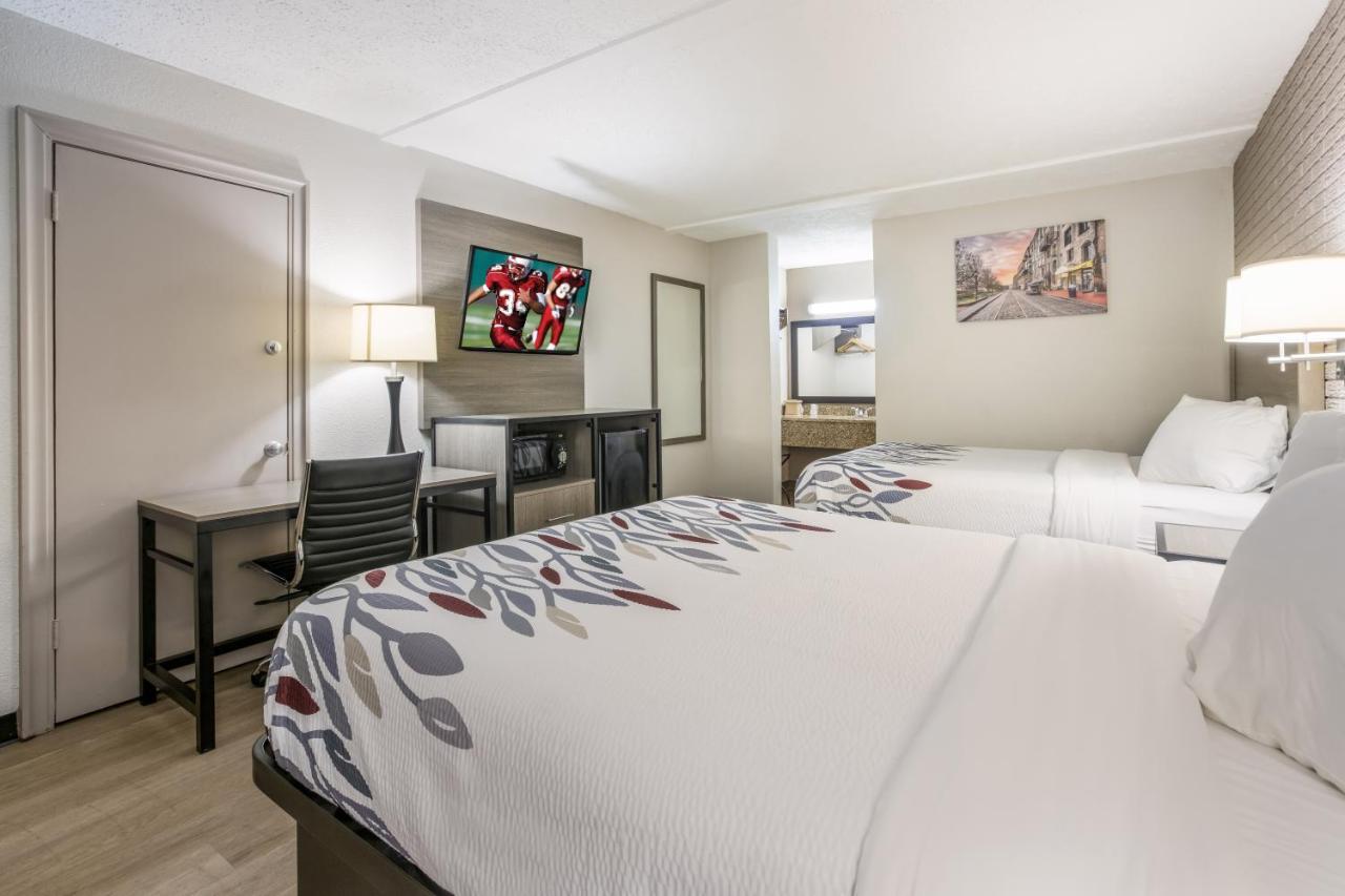 Red Roof Inn Savannah - Richmond Hill I-95 Екстер'єр фото