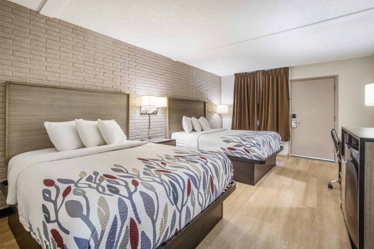 Red Roof Inn Savannah - Richmond Hill I-95 Екстер'єр фото