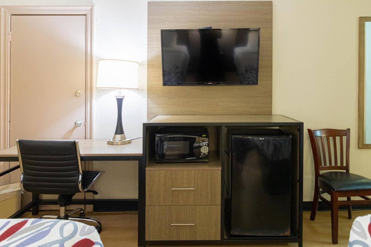 Red Roof Inn Savannah - Richmond Hill I-95 Екстер'єр фото