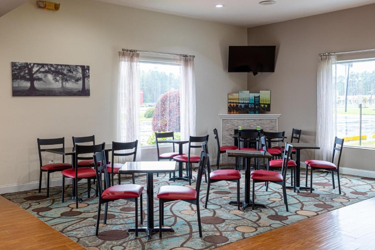 Red Roof Inn Savannah - Richmond Hill I-95 Екстер'єр фото