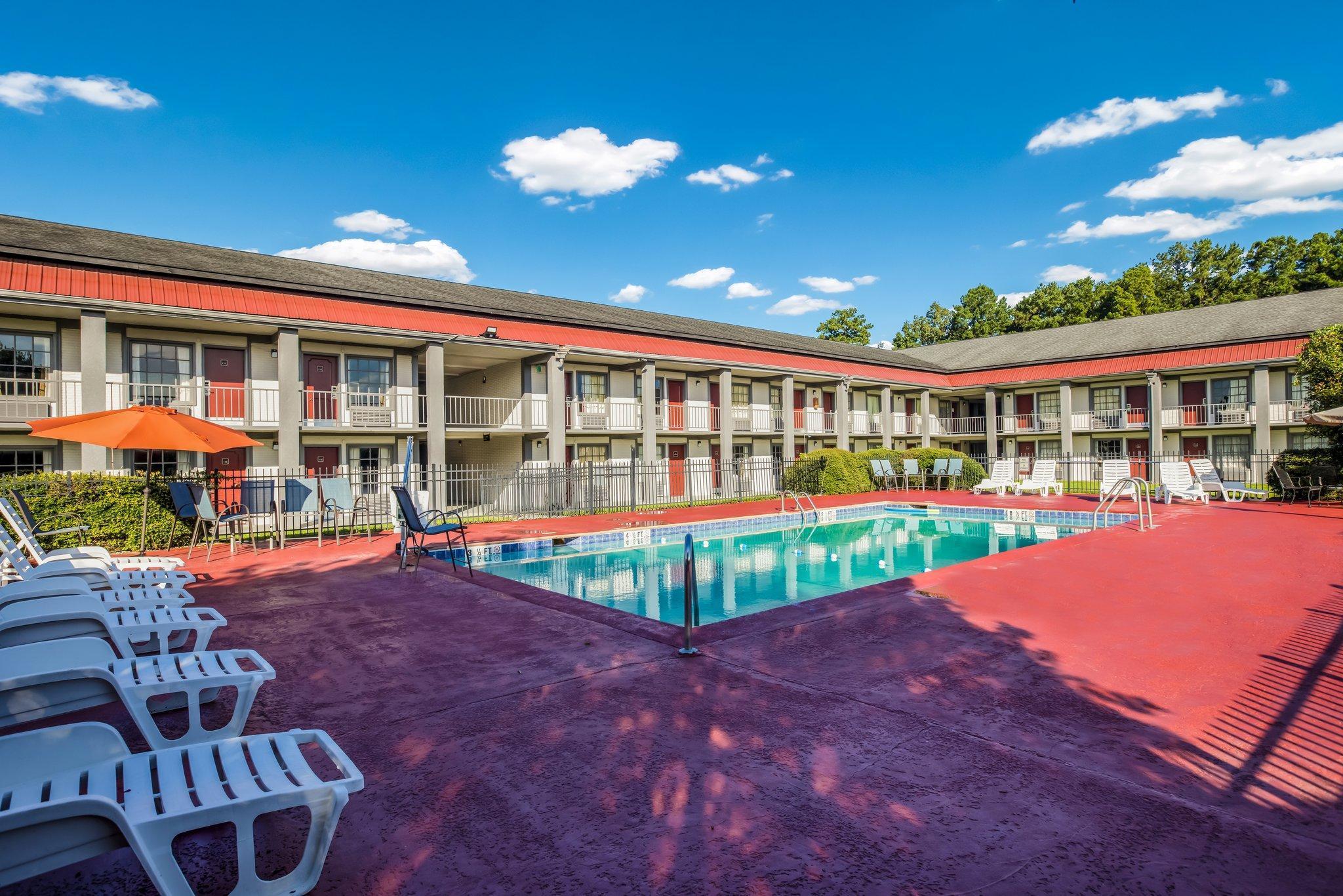 Red Roof Inn Savannah - Richmond Hill I-95 Екстер'єр фото